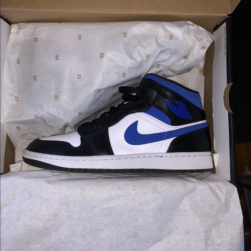 Air Jordan 1 Mid